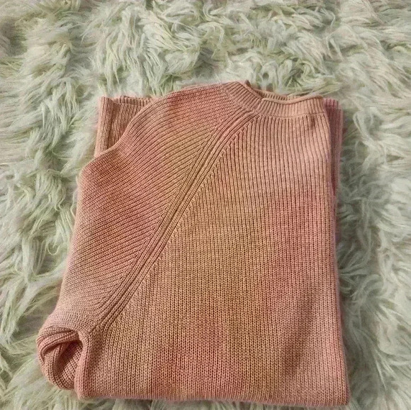 Croft & Barrow Women's  peach color, long sleeve, lightweight, sweater size PL - Picture 4 of 12